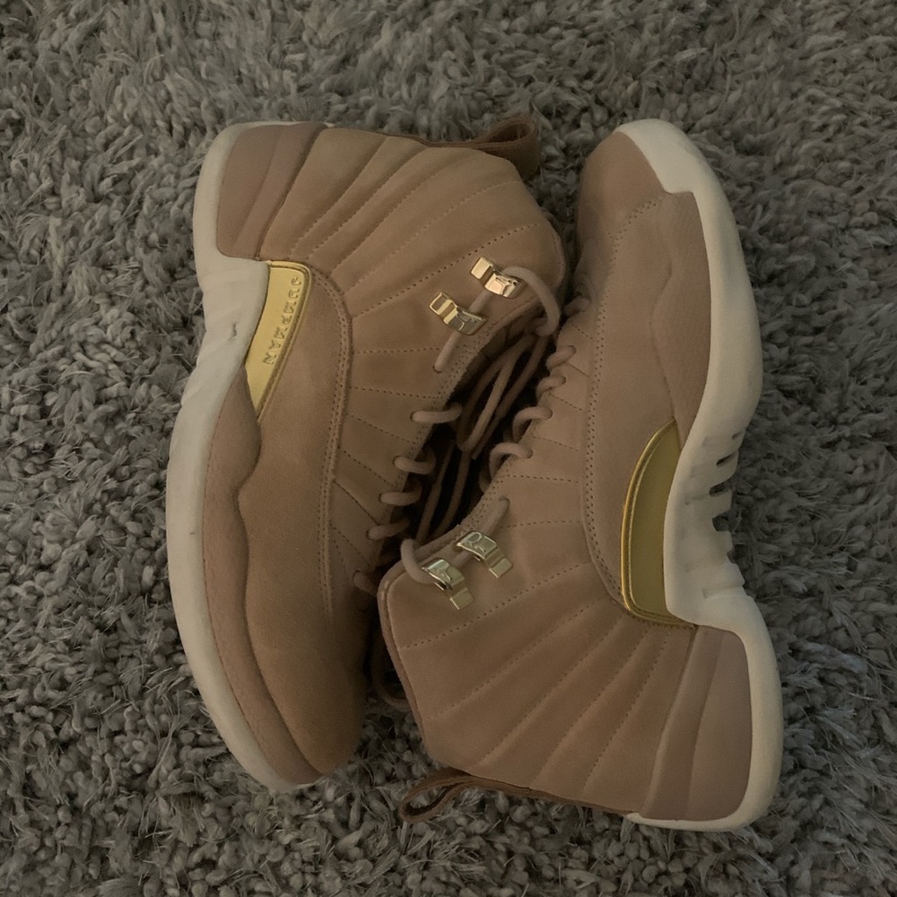 jordan 12